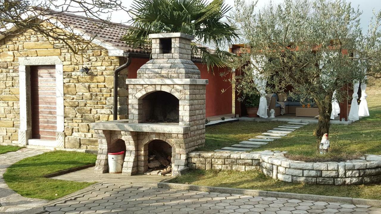 Studio Apartment Cami - Cottage With A Soul Gracisce Exterior foto